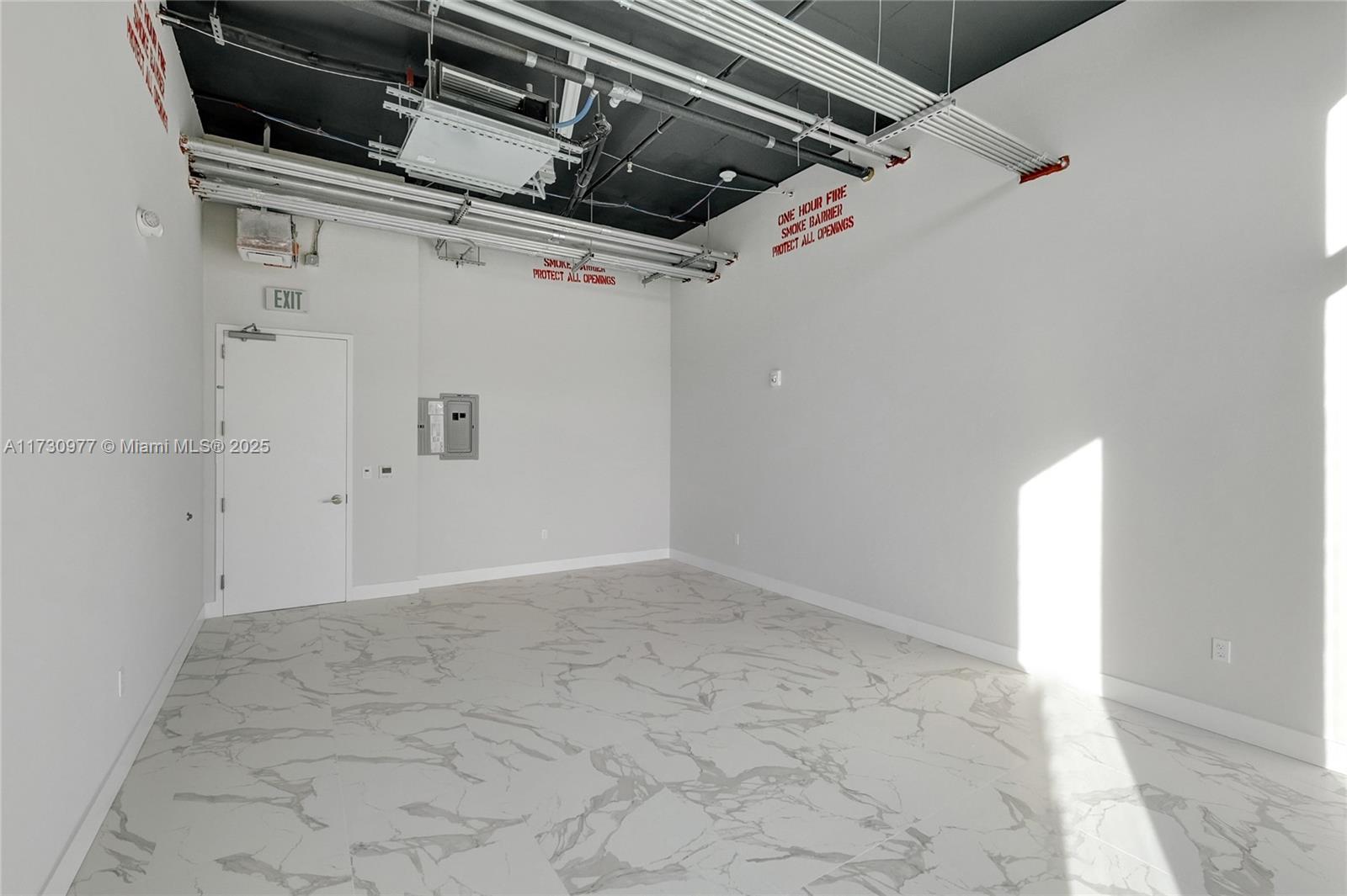 21290 Biscayne 210 Property Photo 5