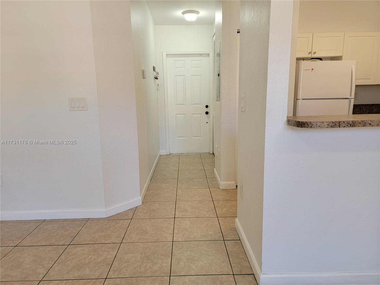1690 Ne 33rd Ave 210-6 Property Photo 2