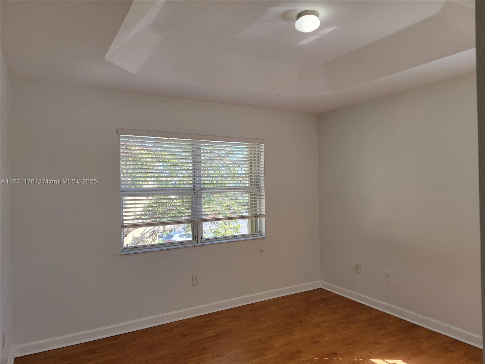 1690 Ne 33rd Ave 210-6 Property Photo 10