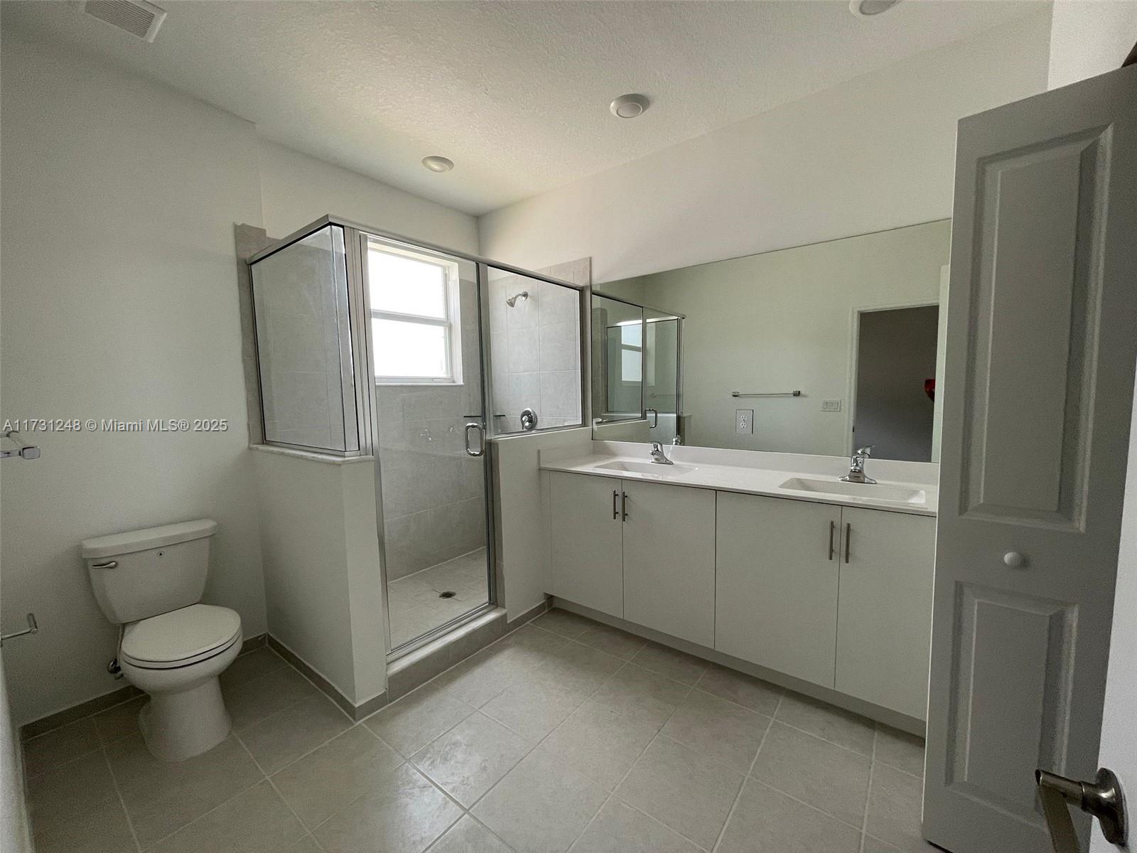 2605 Se 11th St 0 Property Photo 15