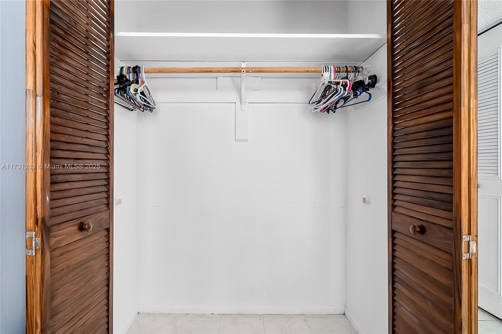 251 174 107 Property Photo 24