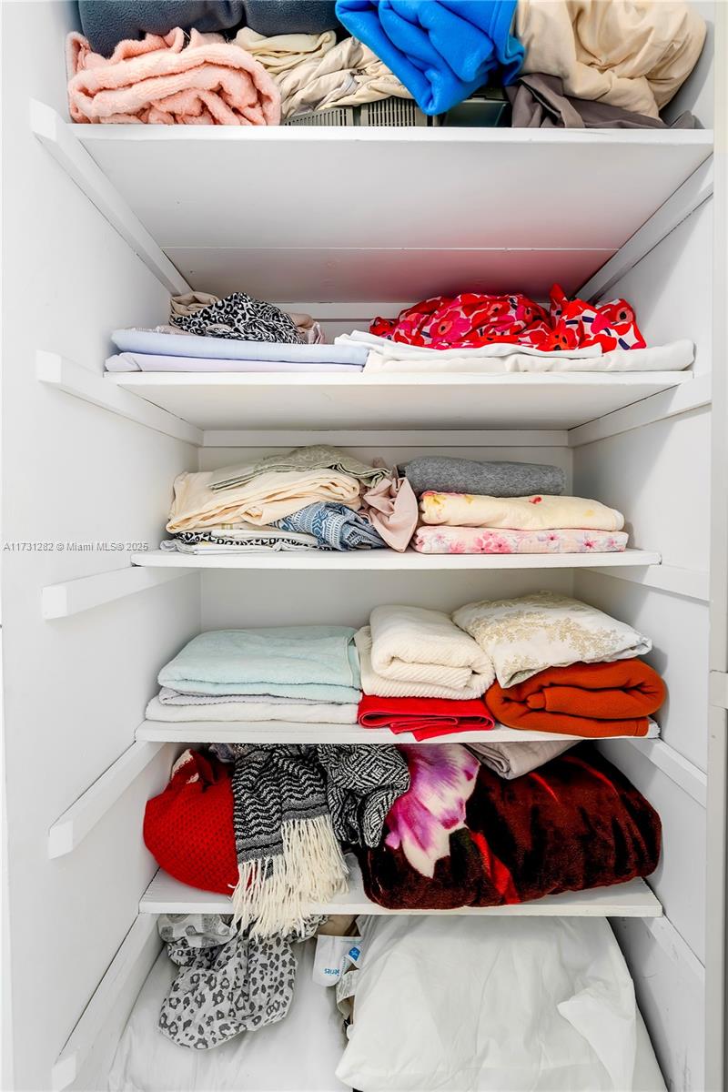 251 174 107 Property Photo 28