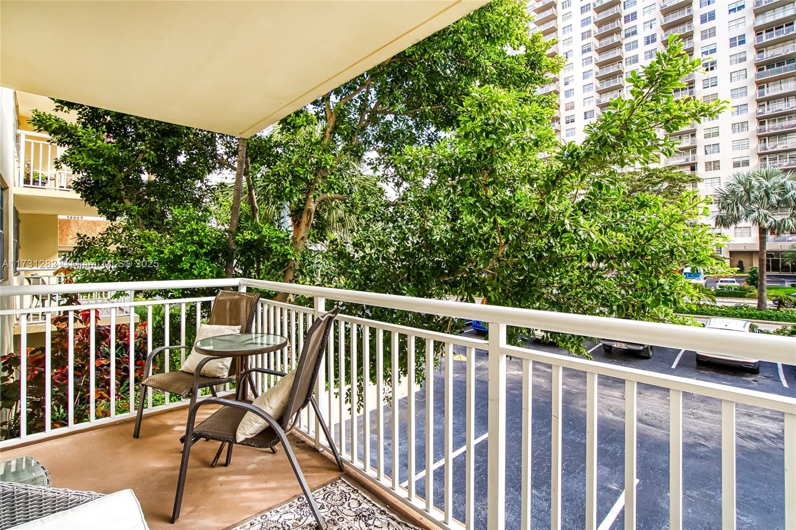 251 174 107 Property Photo 36
