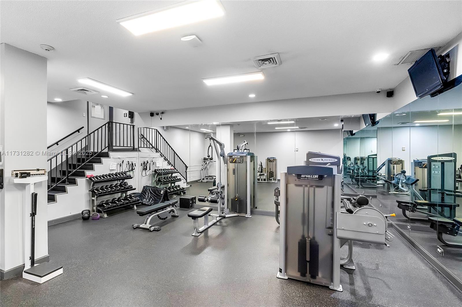 251 174 107 Property Photo 42