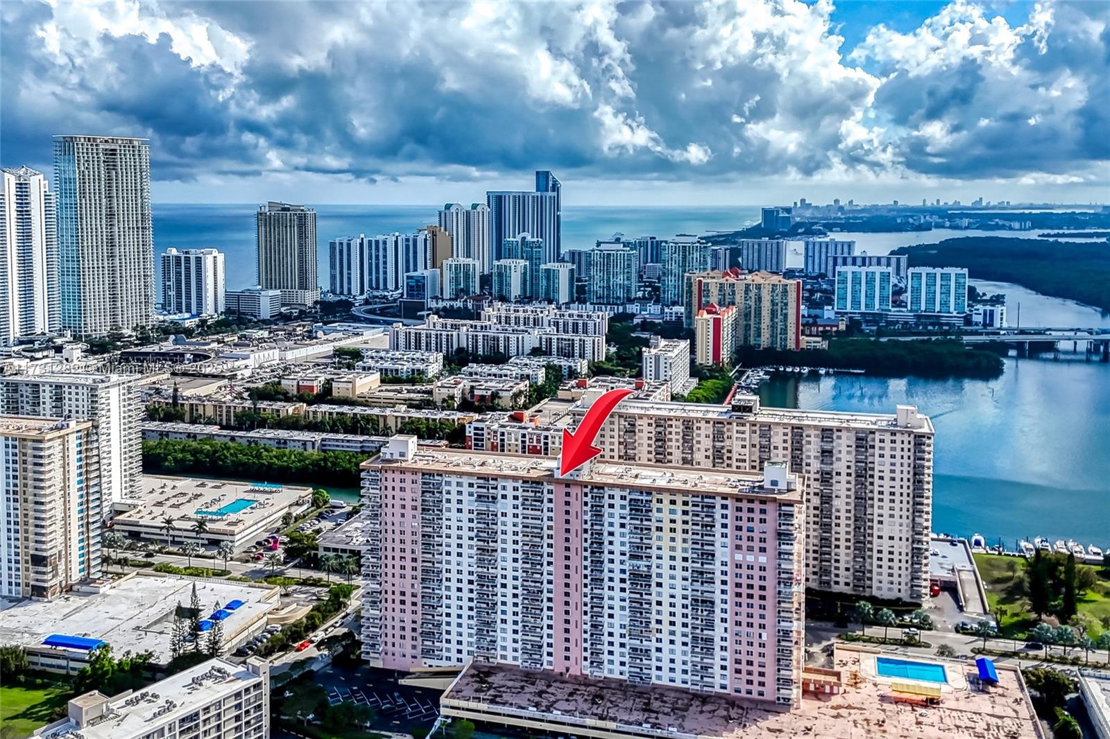 251 174 107 Property Photo 65