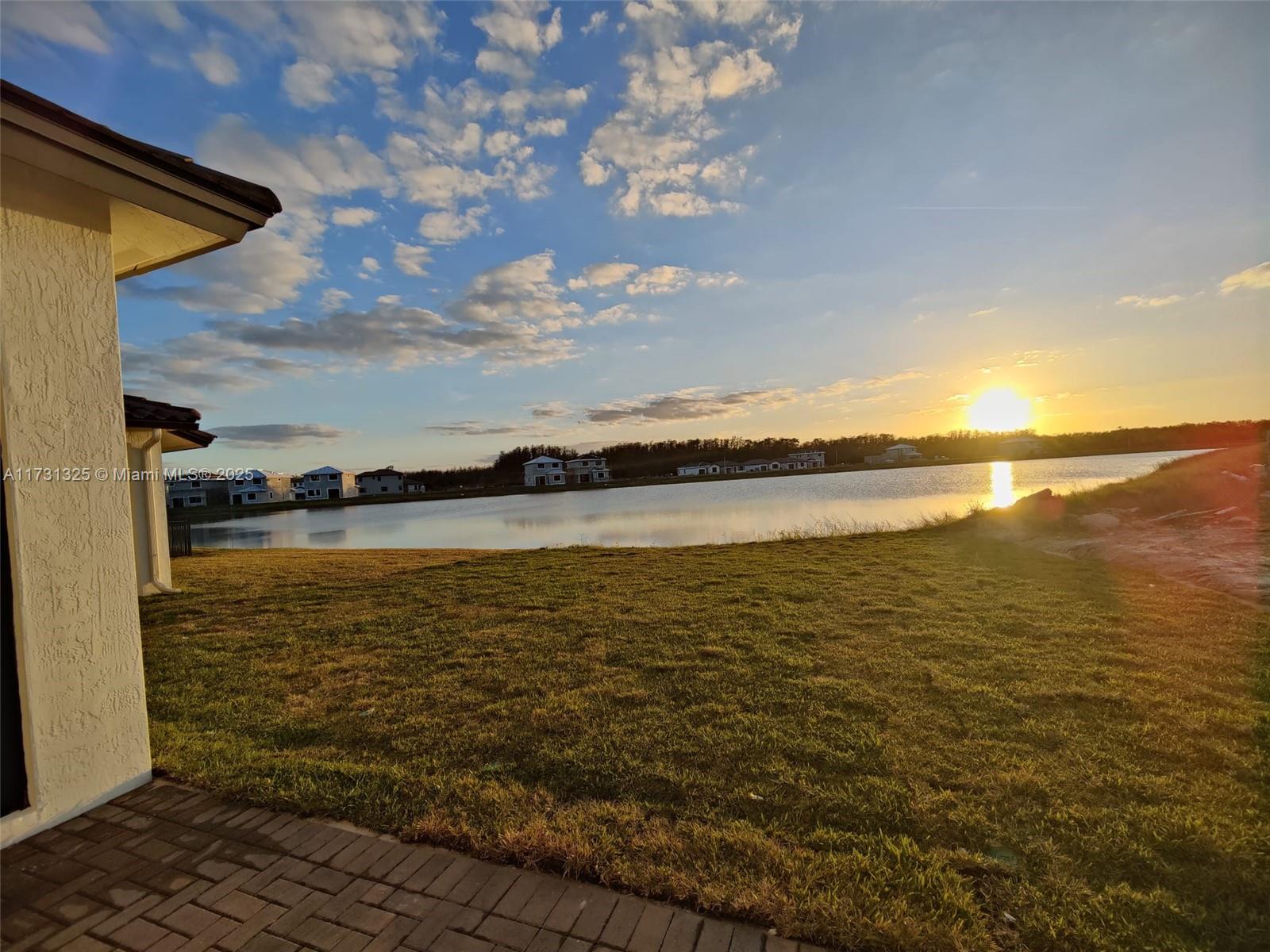 5639 Argento Dr Property Photo 3