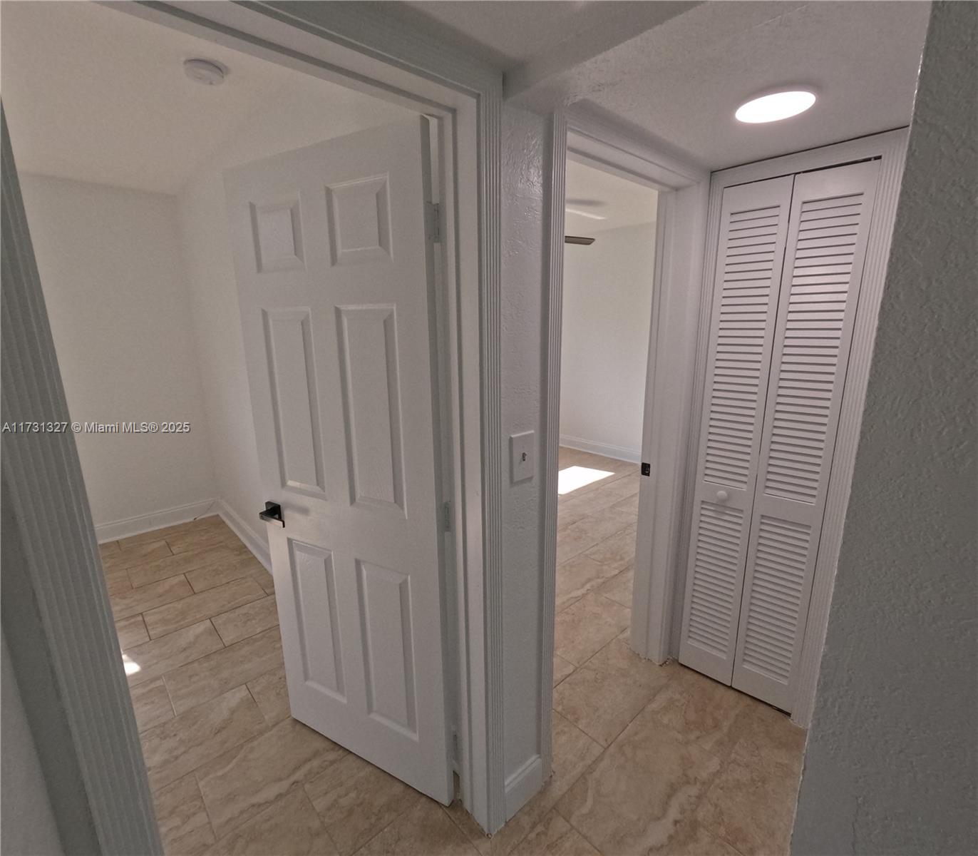 1423 Holly Heights Dr 15 Property Photo 15