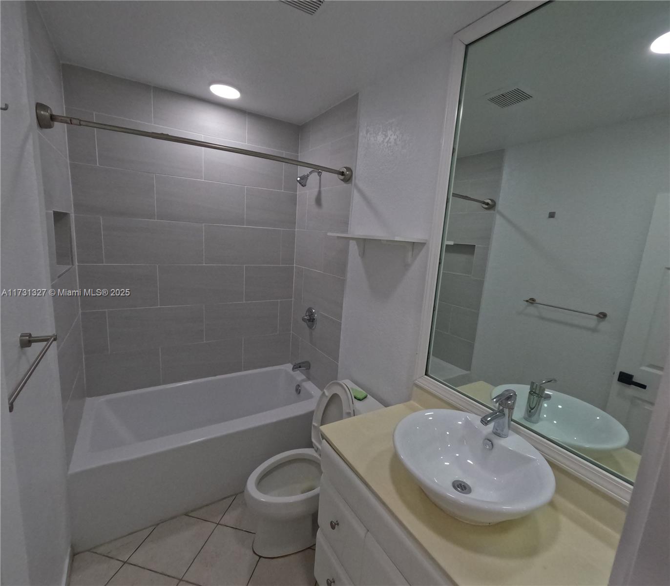 1423 Holly Heights Dr 15 Property Photo 19