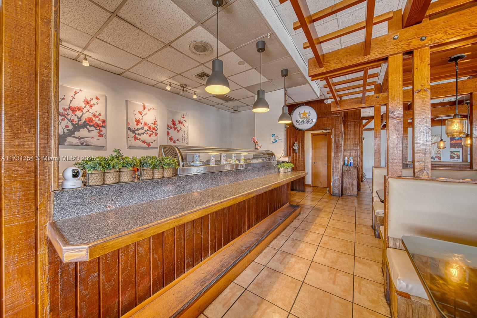 Full-service Restaurant For Sale On Plantation / Sunrise Property Photo 1