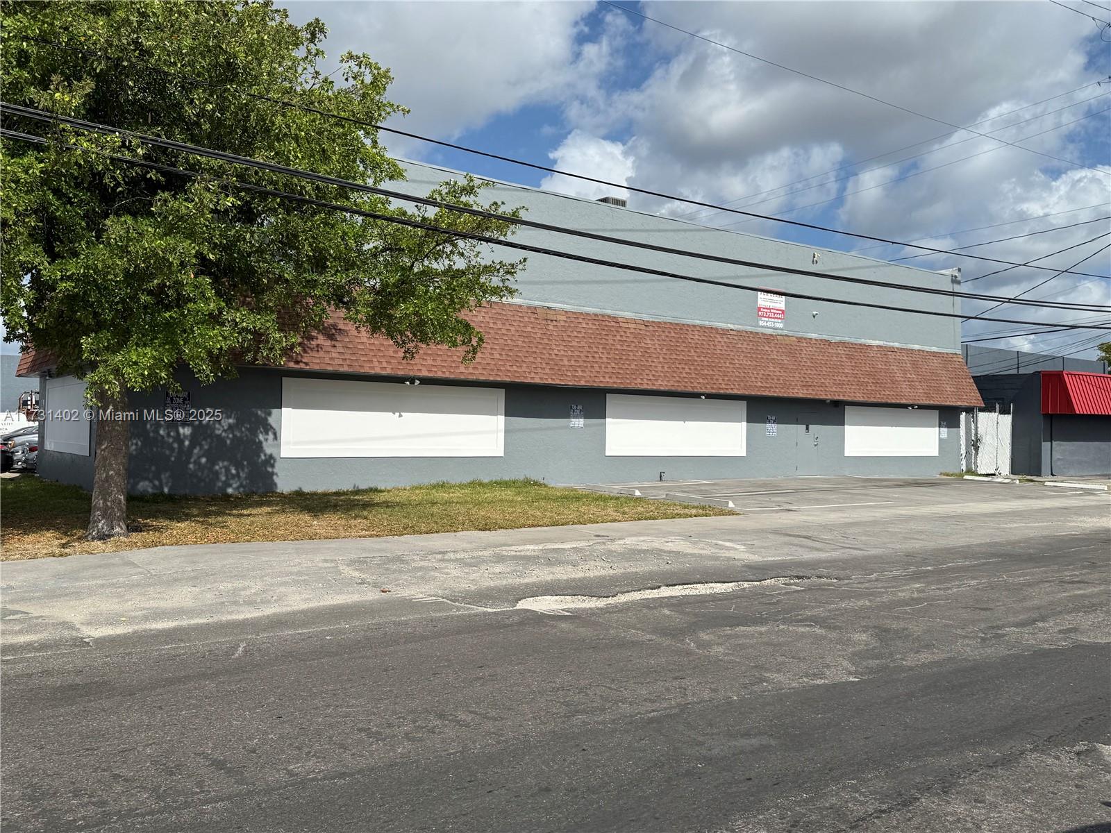 5801 Plunkett St 1&2 Property Photo 4
