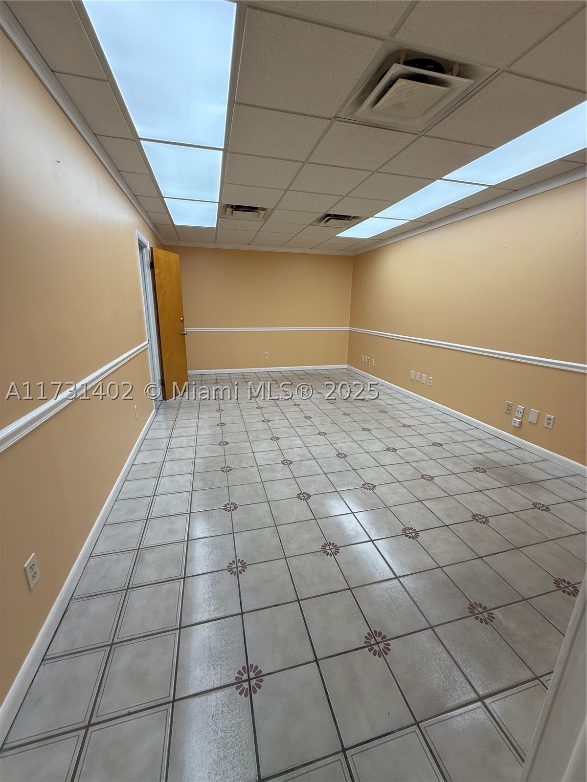 5801 Plunkett St 2 Property Photo 12