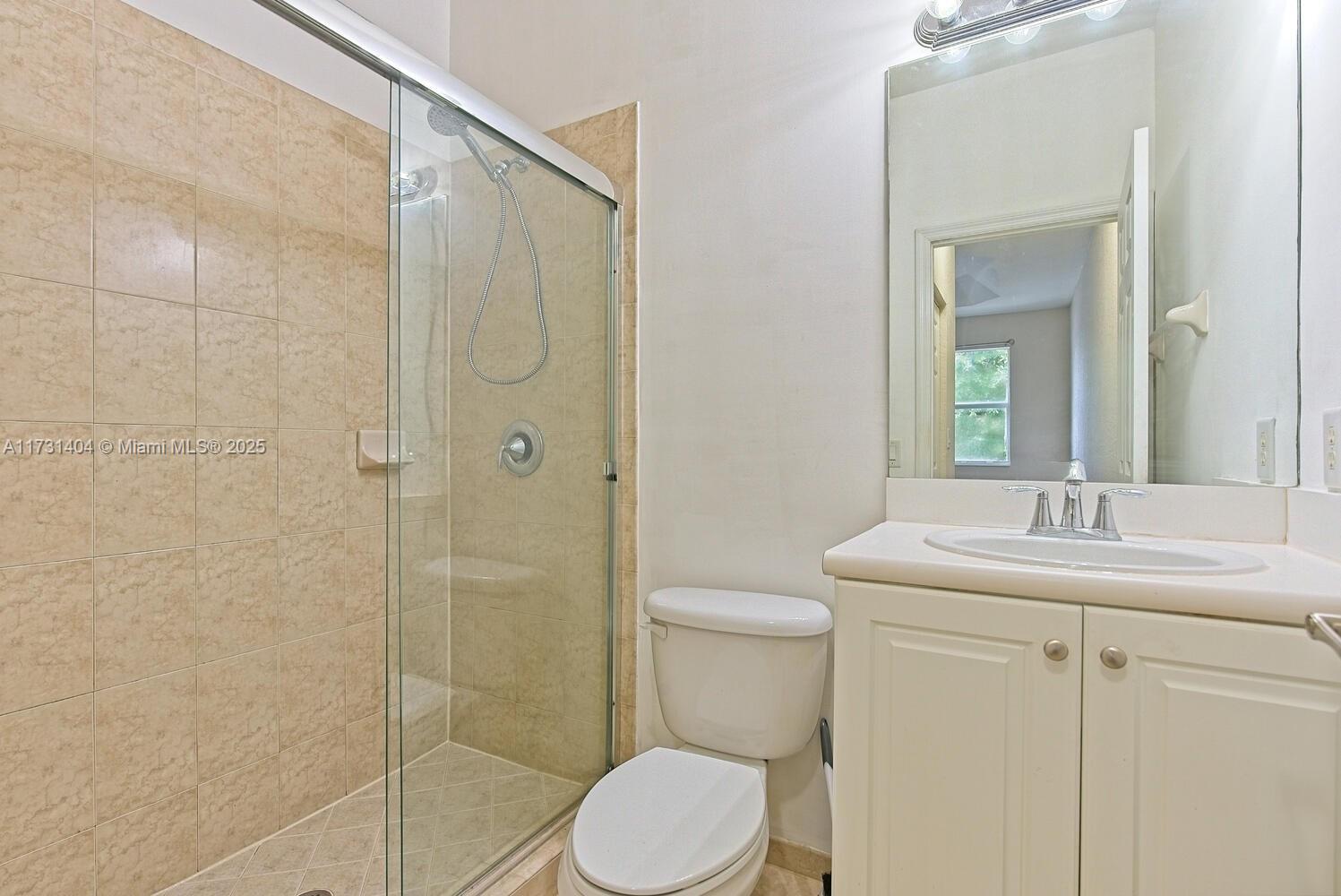 3064 Se 1st Dr 13 Property Photo 15