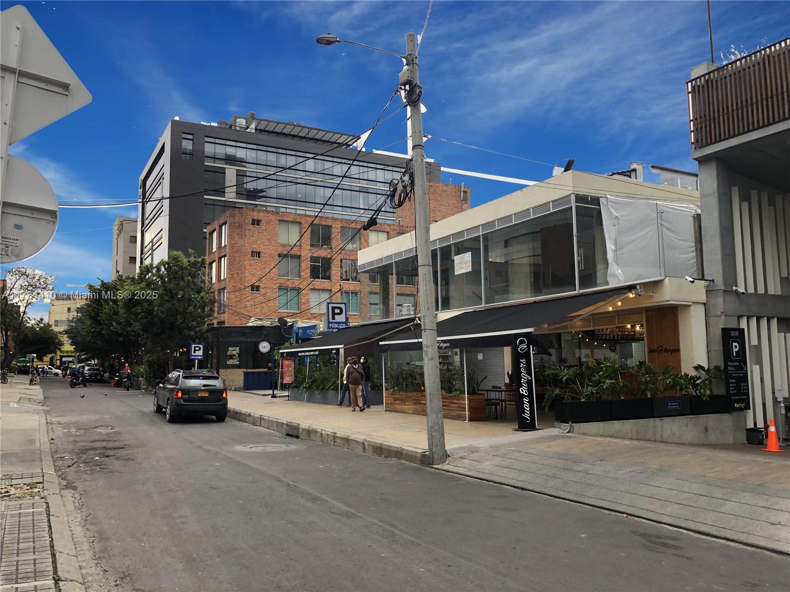 Cra. 12 #93 Bogota, Colombia Property Photo 2