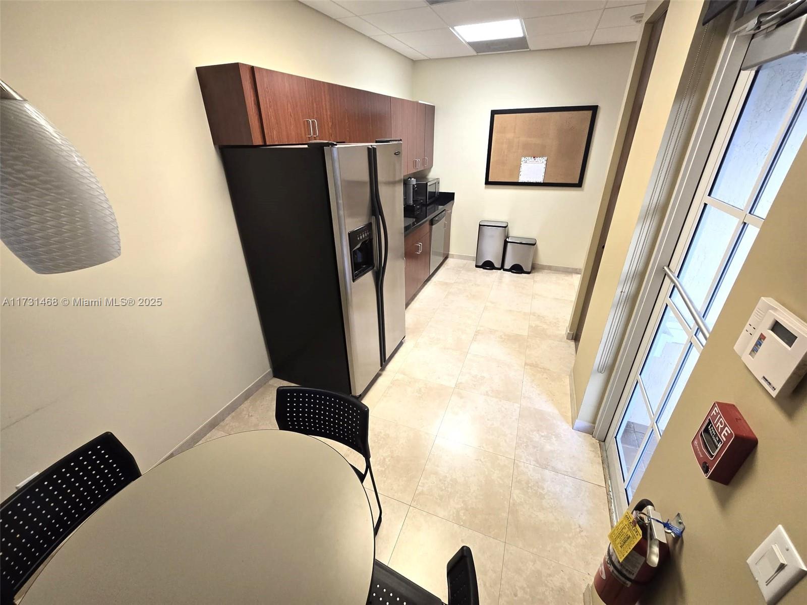 5411 N University Dr 103 & 104 Property Photo 14