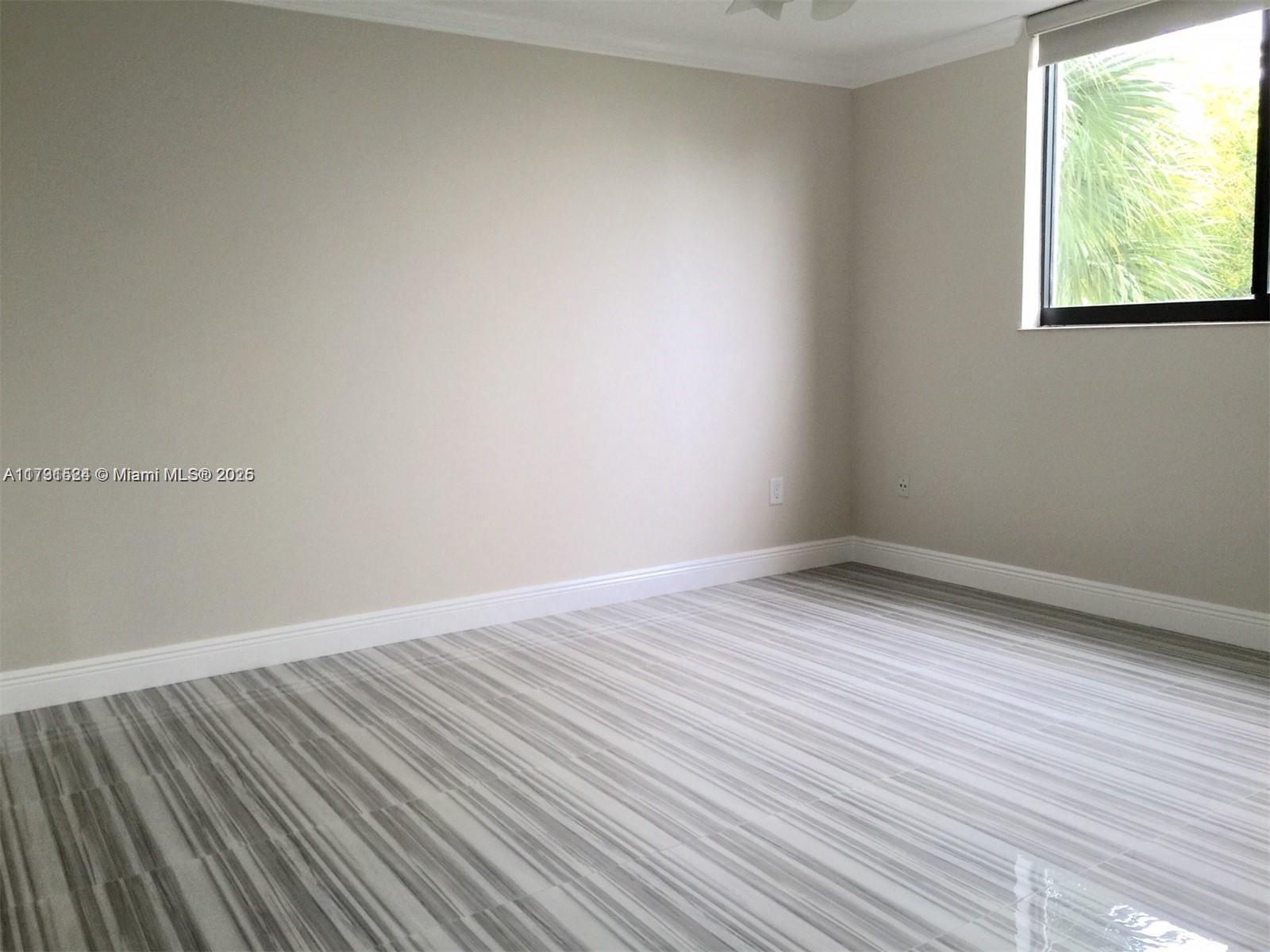17878 N Bay Rd 201 Property Photo 12