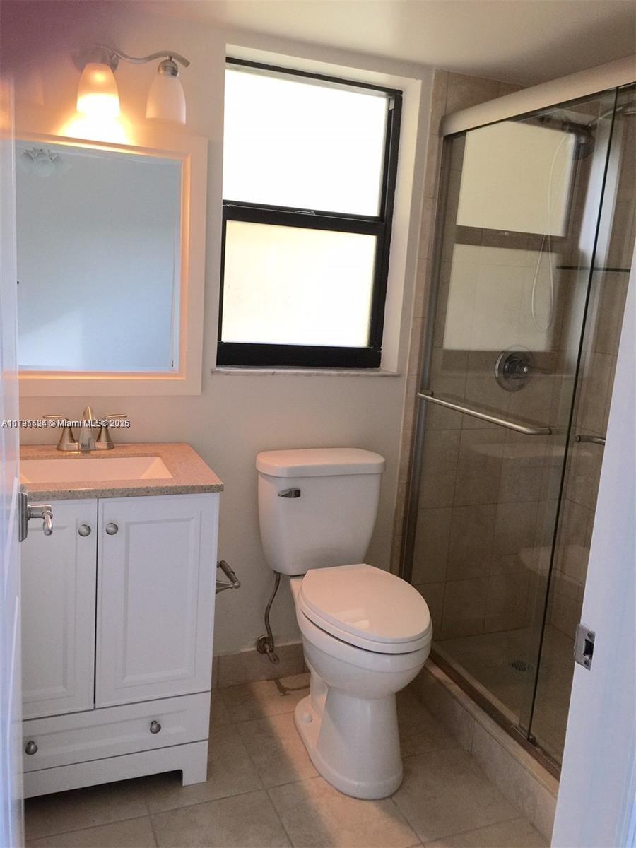 17878 N Bay Rd 201 Property Photo 15