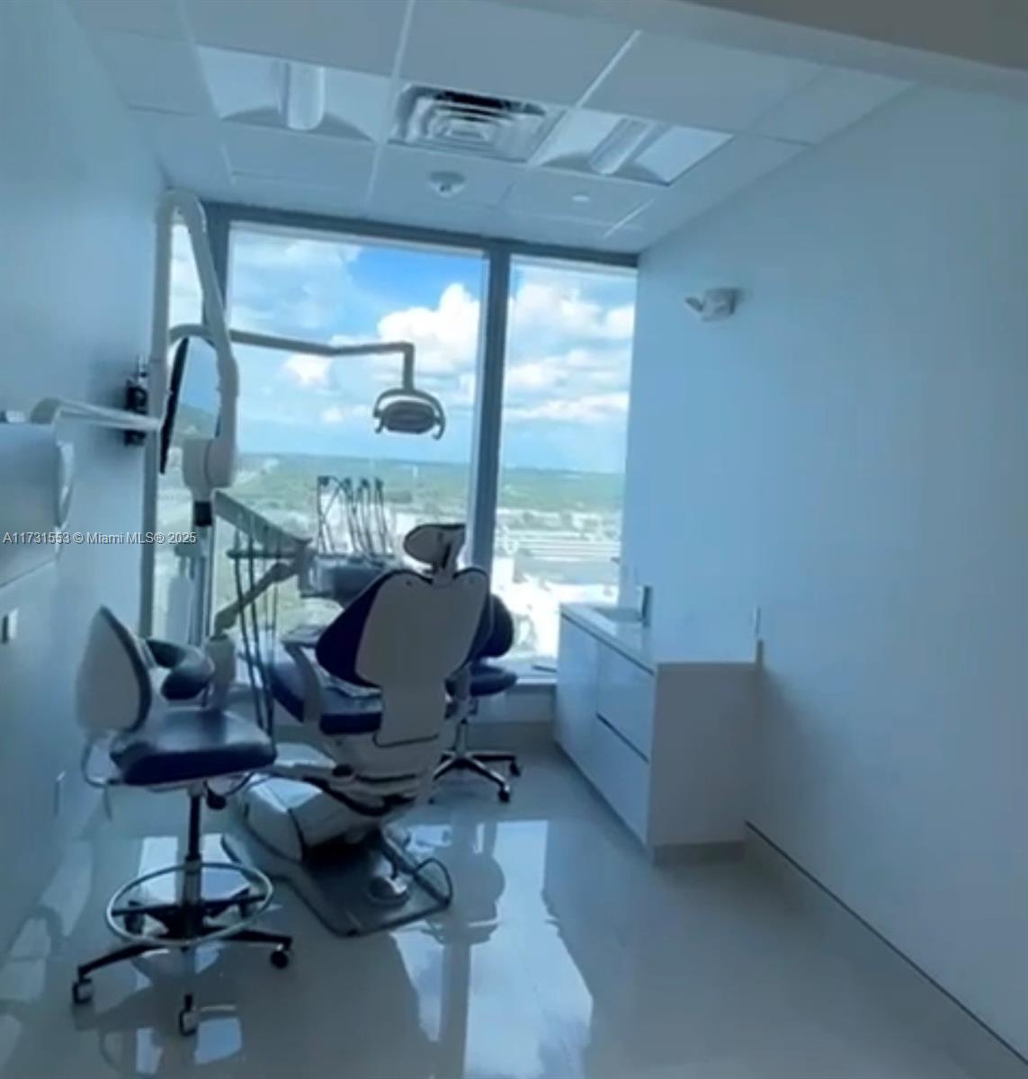 Dental Office Sw 74th Ct Property Photo 3