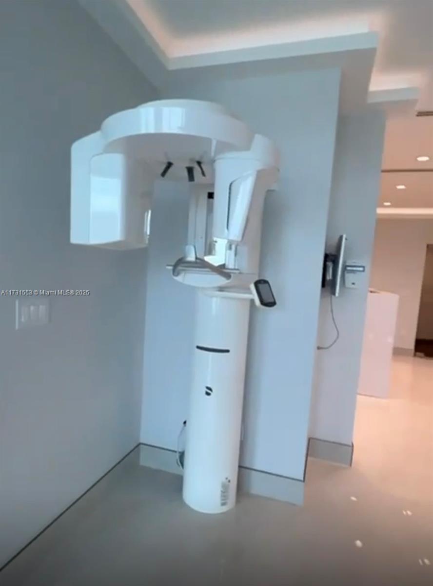 Dental Office Sw 74th Ct Property Photo 4