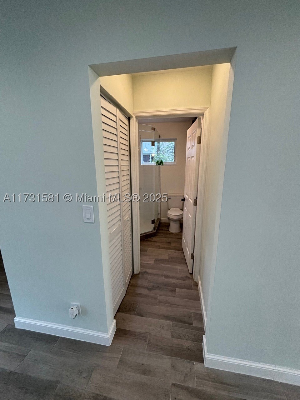 1426 Arthur St Property Photo 5