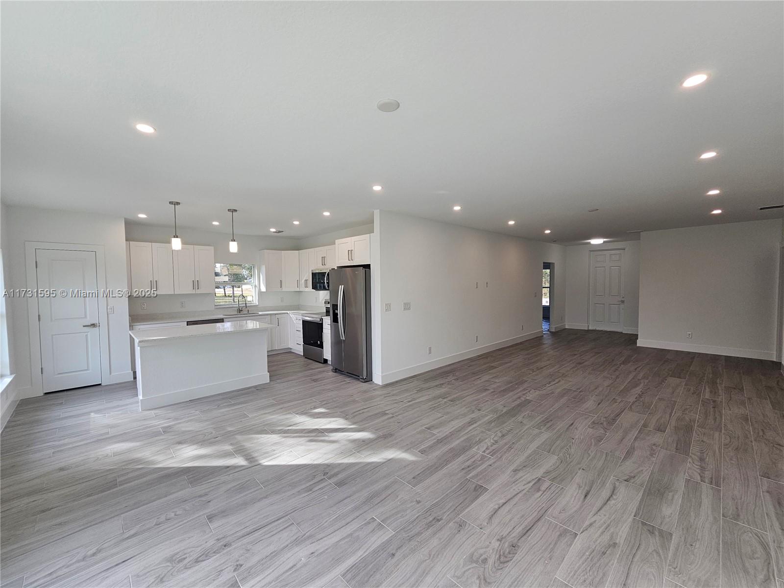 21475 Argosy Ave Property Photo 10
