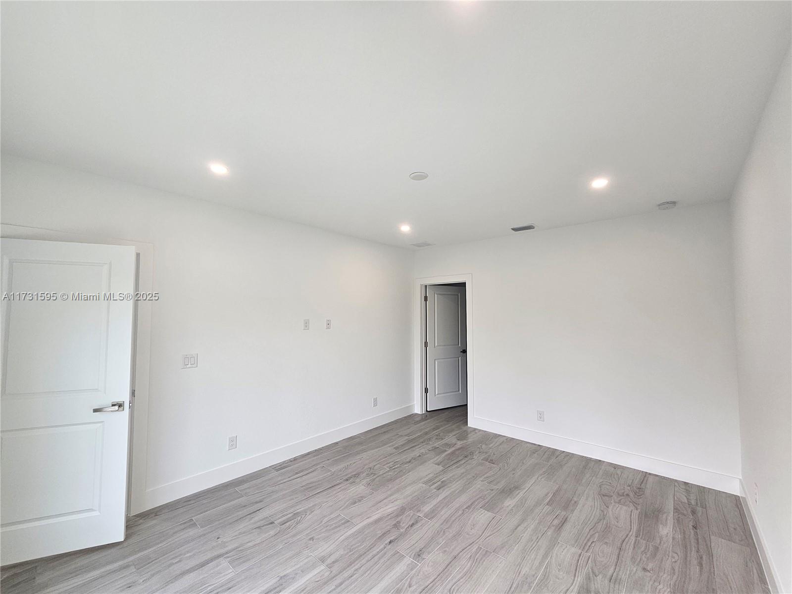 21475 Argosy Ave Property Photo 15