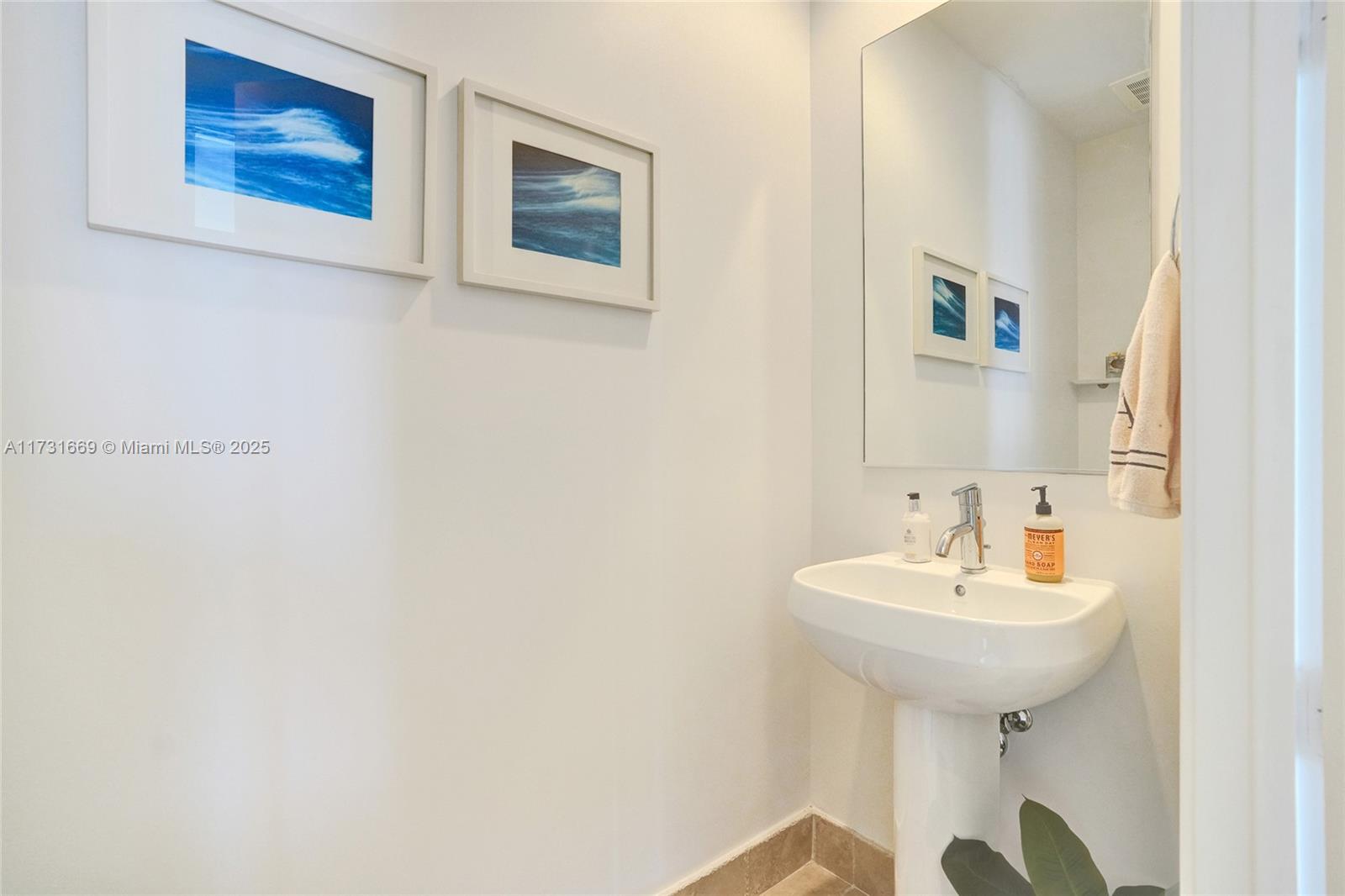 18201 Collins Ave 3804 Property Photo 17
