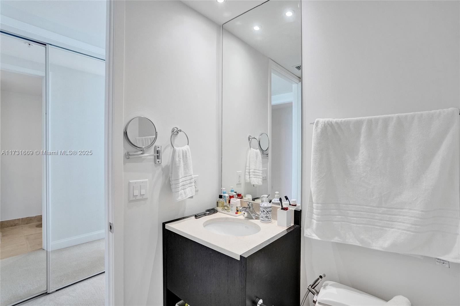 18201 Collins Ave 3804 Property Photo 23