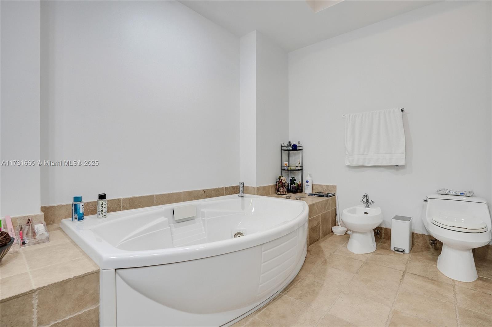 18201 Collins Ave 3804 Property Photo 36