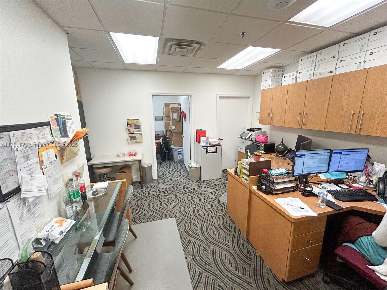 A11731673 Property Photo 10