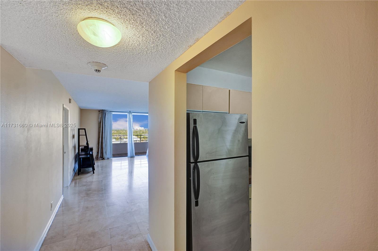 2500 Parkview Dr 808 Property Photo 5