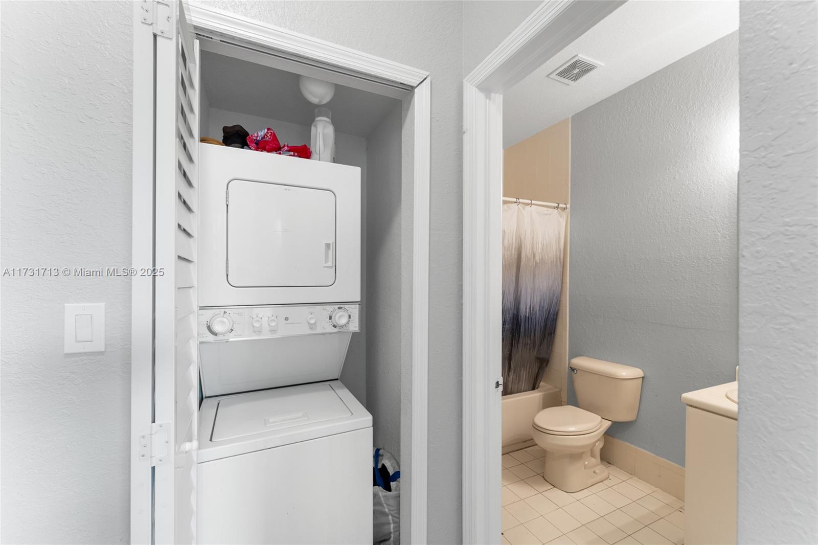 1651 Se 28th Ct 201 Property Photo 14