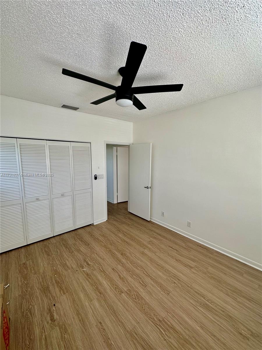2722 Ne 1st St 3 Property Photo 5