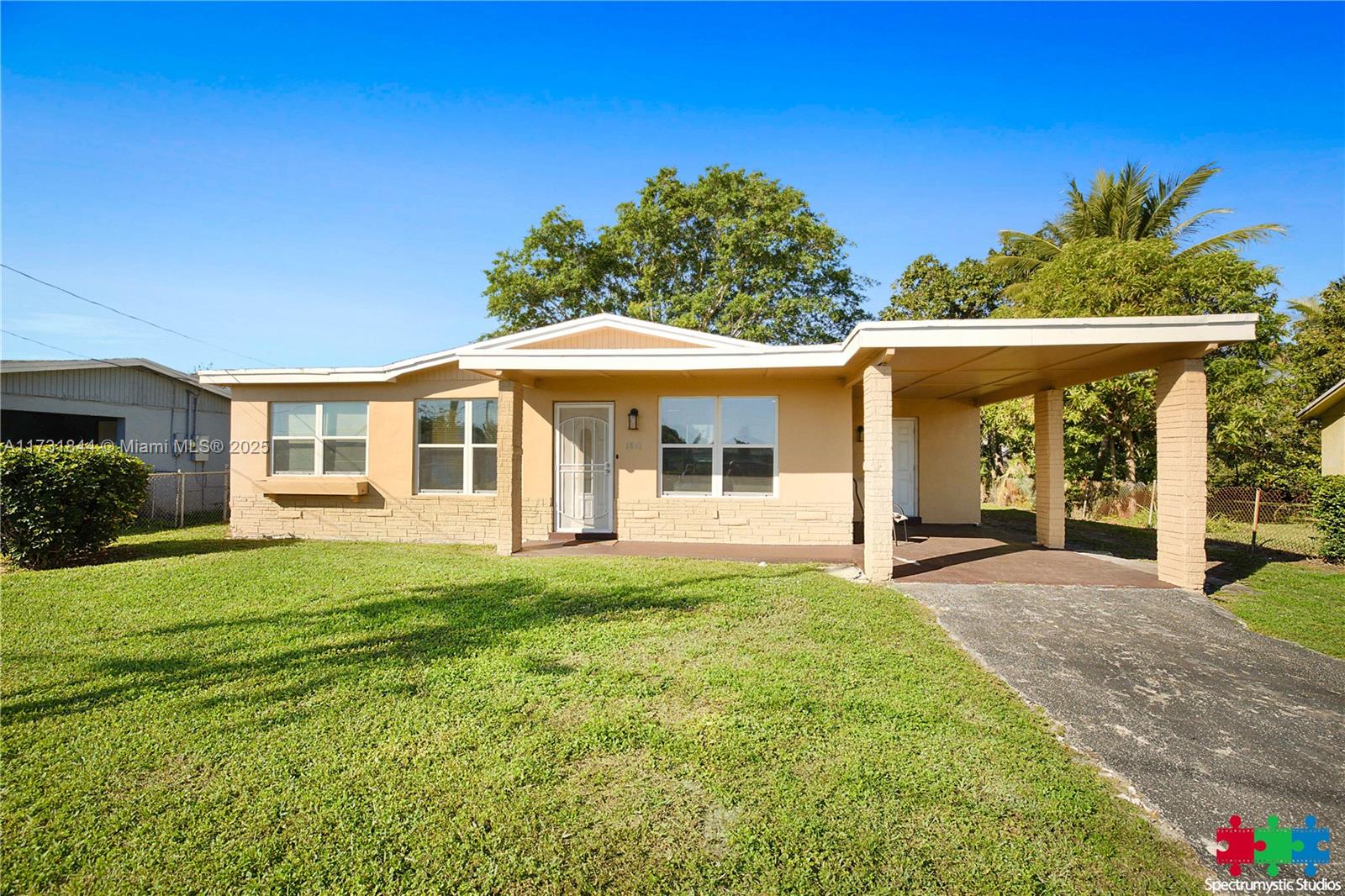 1581 Nw 33rd Ter Property Photo