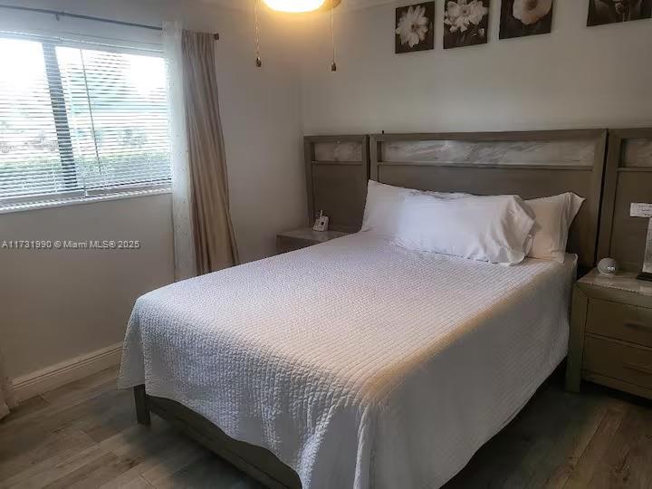 1201 Queen Room Bayview Drive Property Photo 9