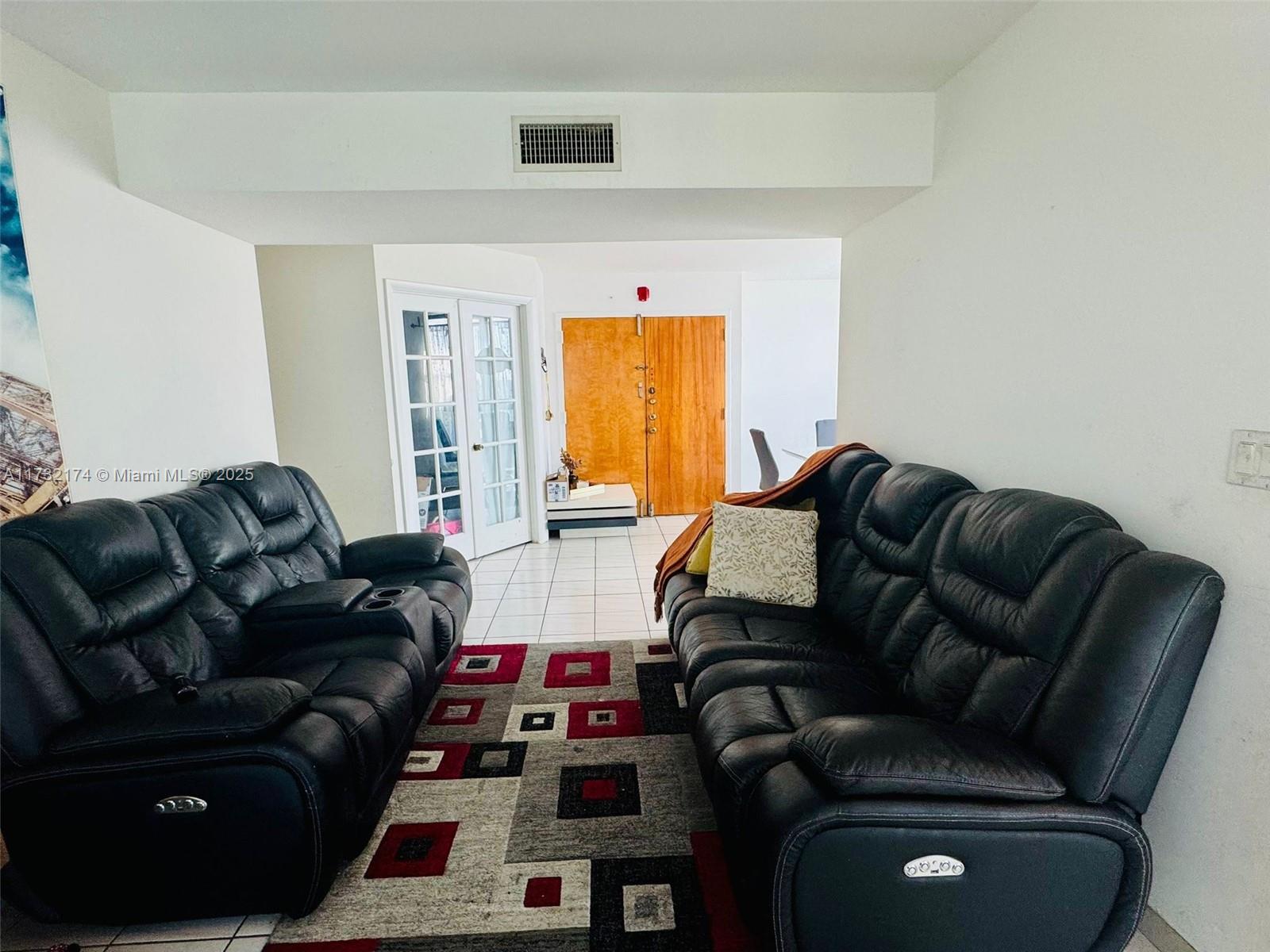 11780 Sw 18th St 510-2 Property Photo 2