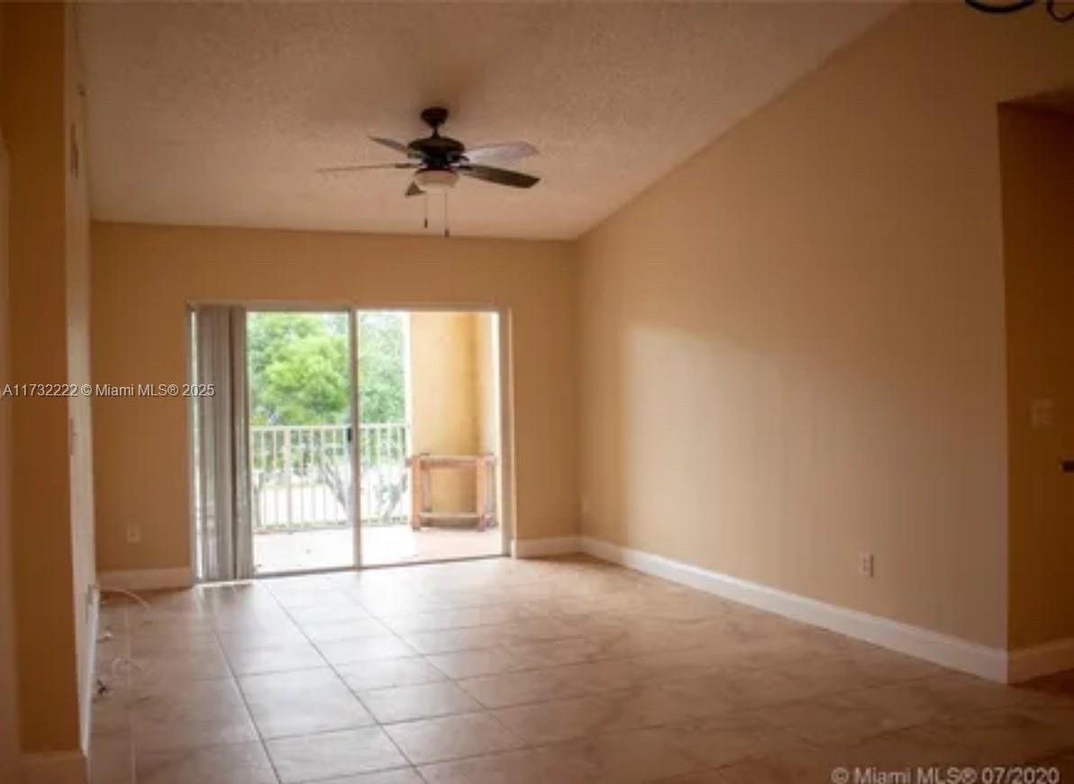 2640 S University Dr 316 Property Photo 8