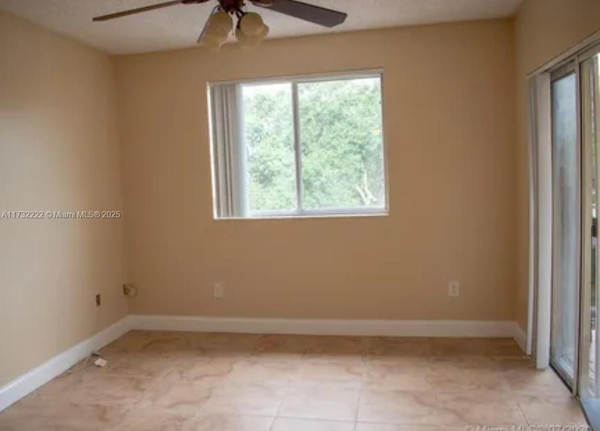 2640 S University Dr 316 Property Photo 11