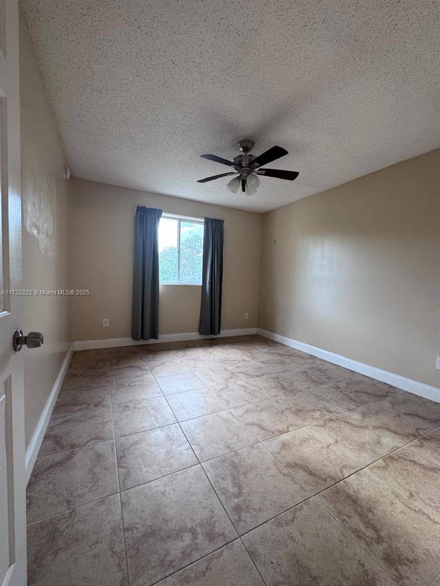 2640 S University Dr 316 Property Photo 18