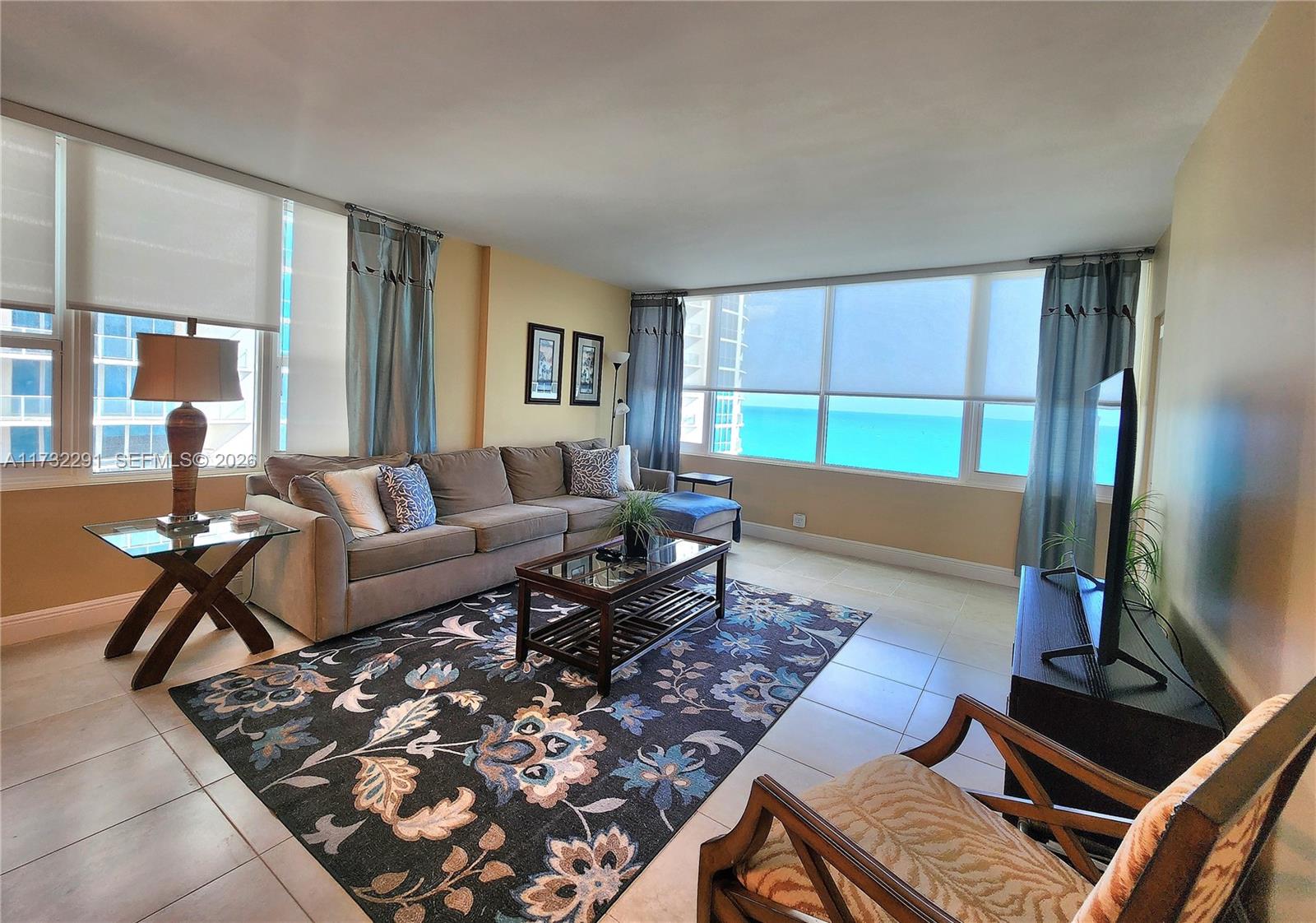 3505 S Ocean Dr 1206 Property Photo 8