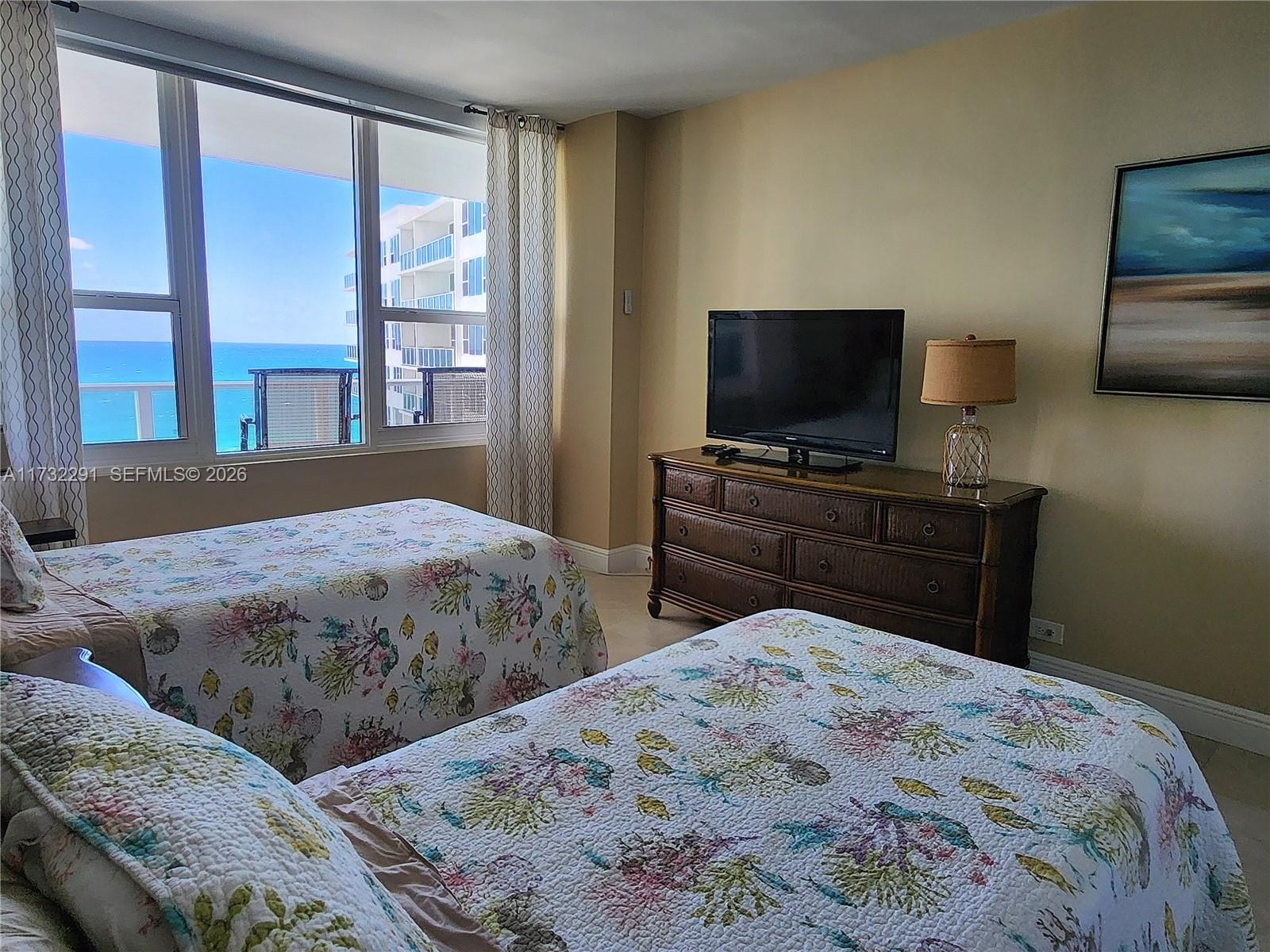 3505 S Ocean Dr 1206 Property Photo 12