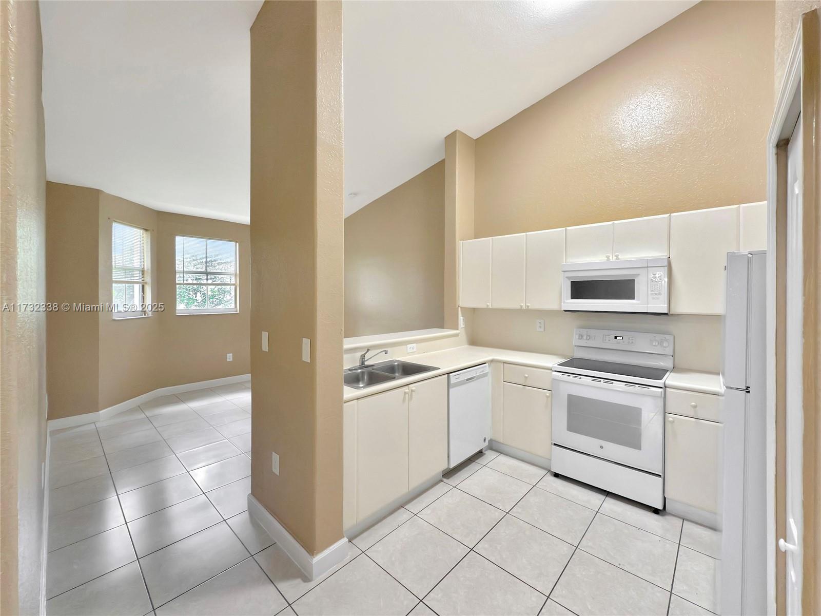 1666 Se 27th Ct 207 Property Photo 8