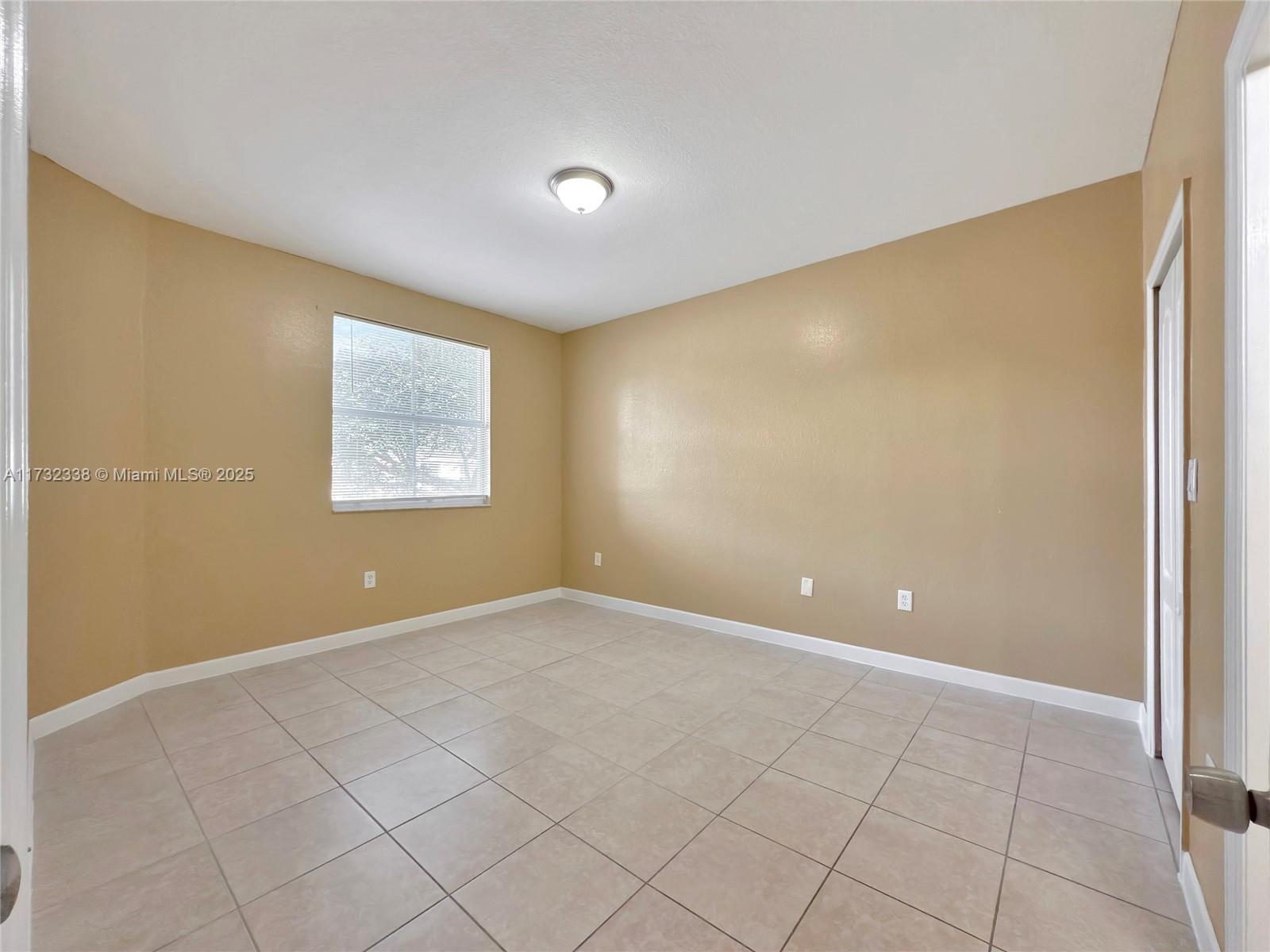 1666 Se 27th Ct 207 Property Photo 11