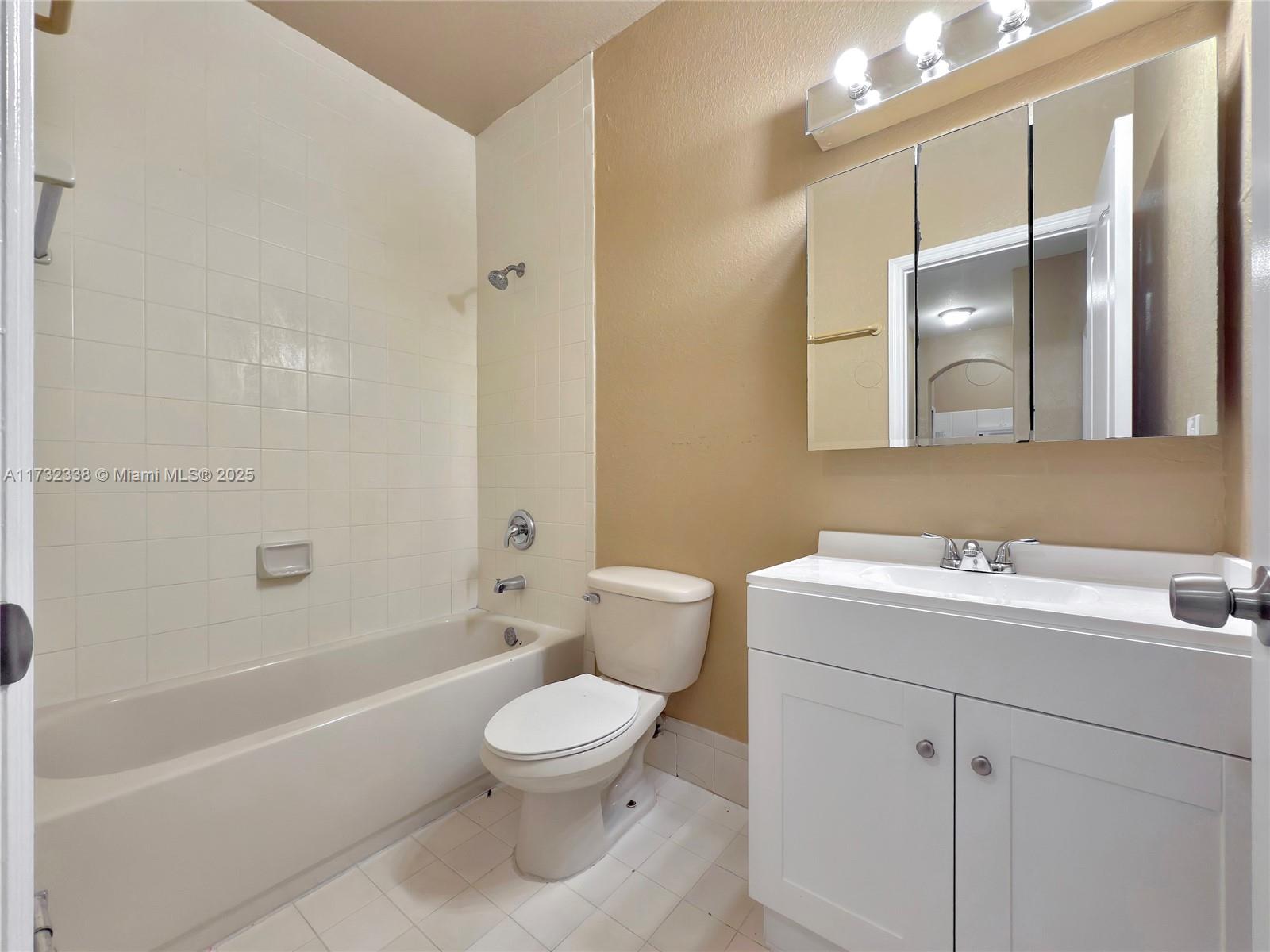 1666 Se 27th Ct 207 Property Photo 21