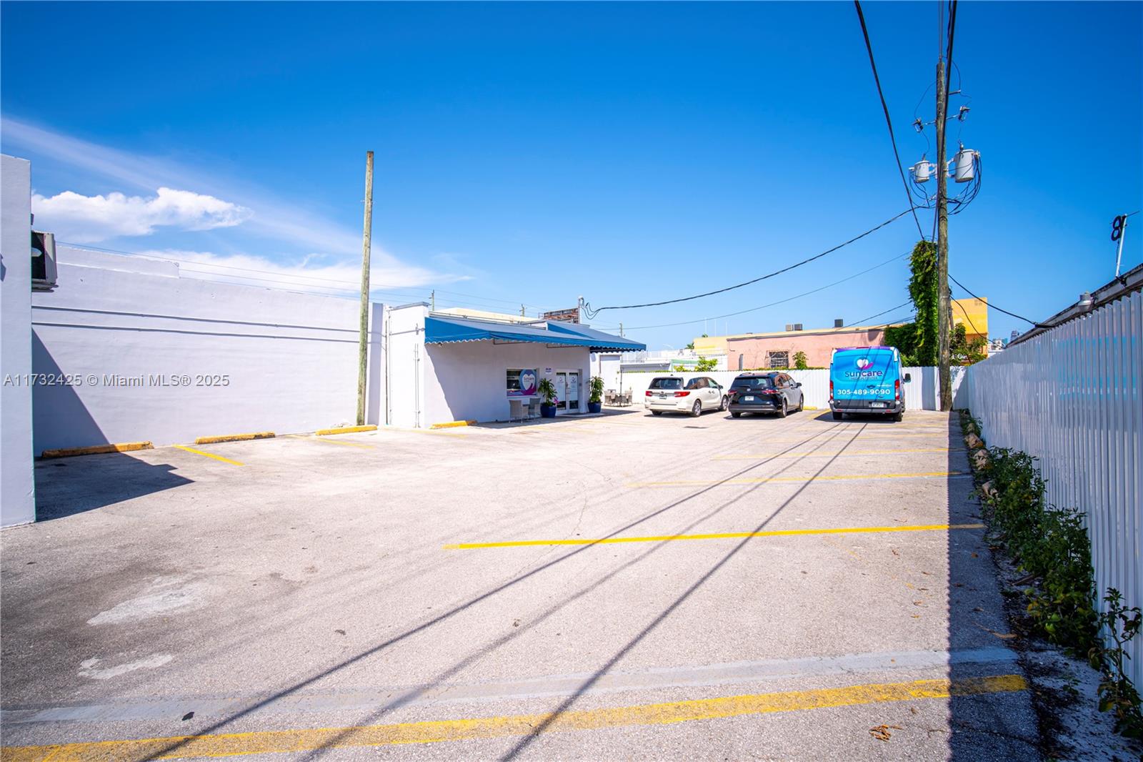 1782 W Flagler St Property Photo 11