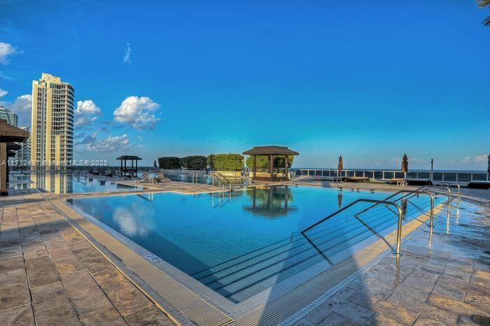 1830 S Ocean Dr 2409 Property Photo 24