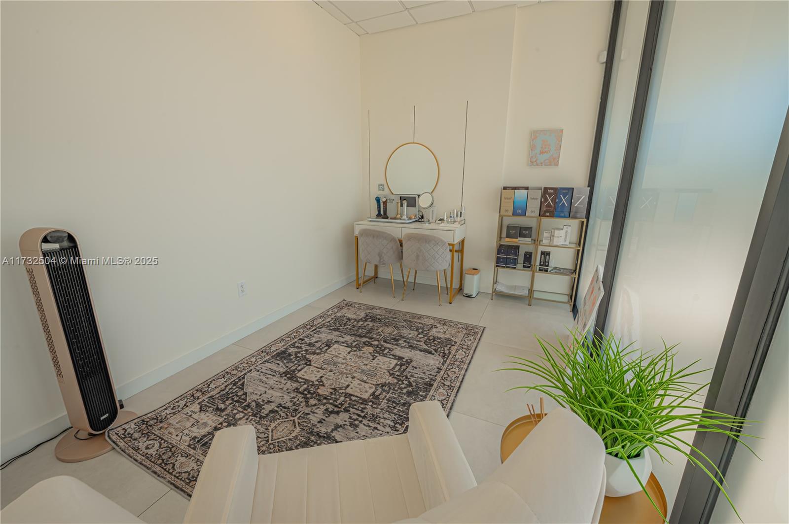 20335 Biscayne Blvd Property Photo 17