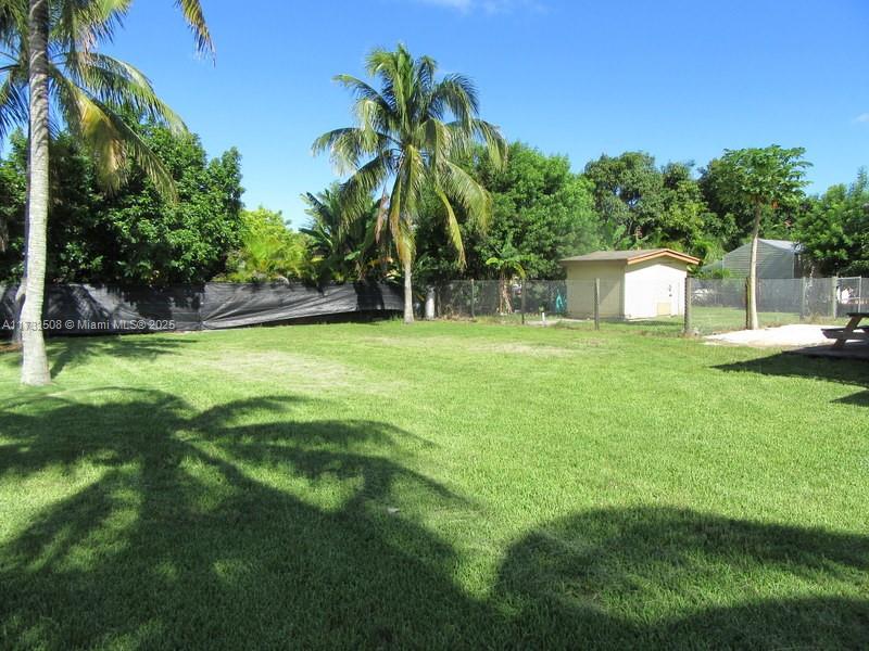 24925 Sw 134th Ct Property Photo 20