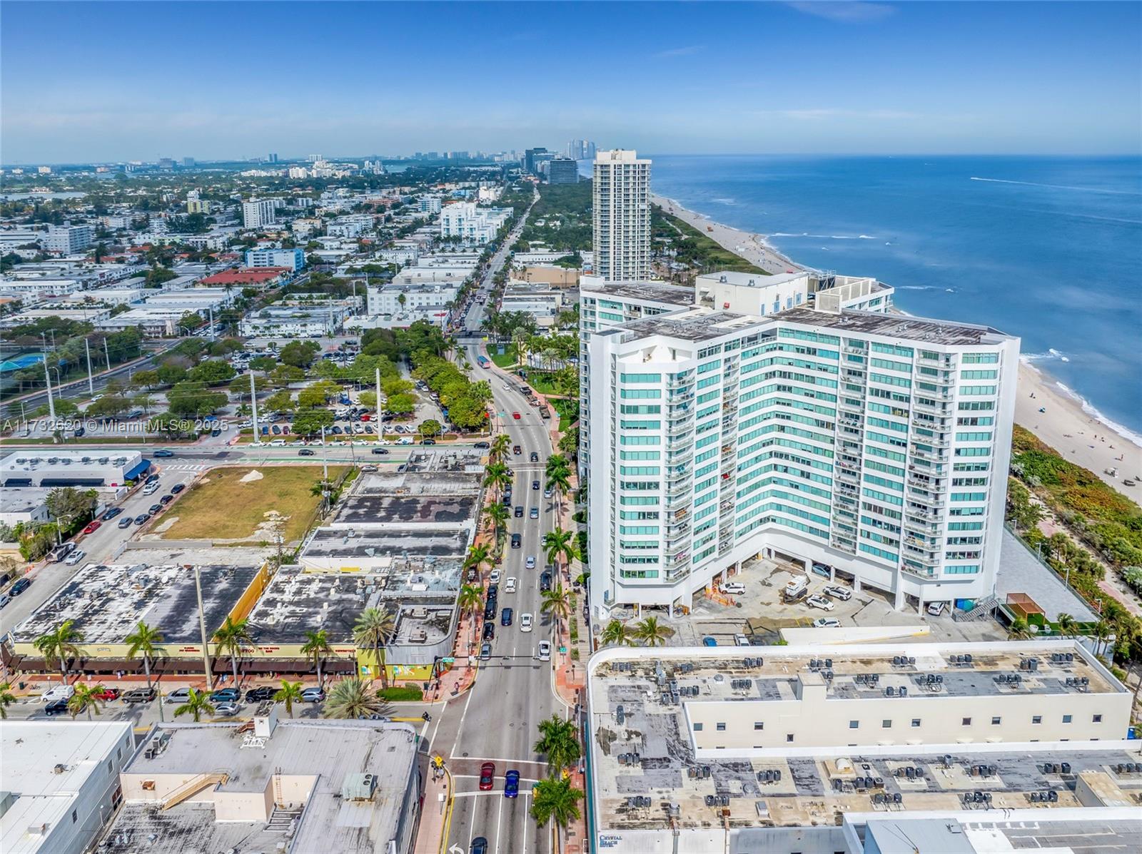7135 Collins Ave 1202 Property Photo 37