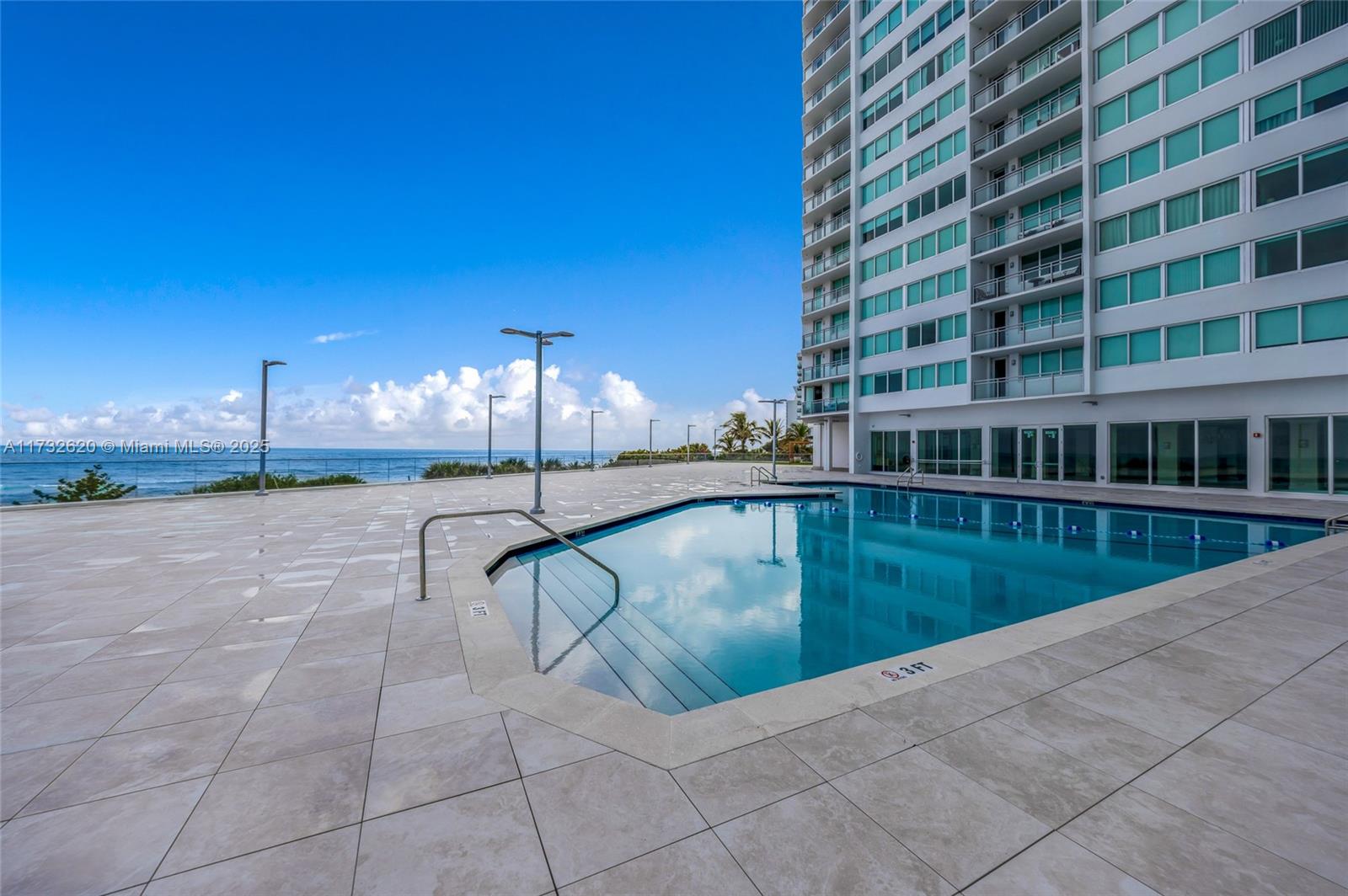 7135 Collins Ave 1202 Property Photo 55