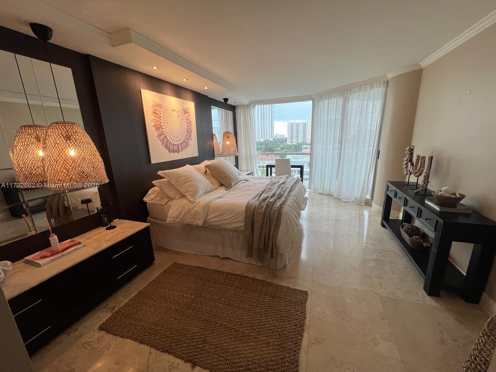 16400 Collins Ave 644 Property Photo 12